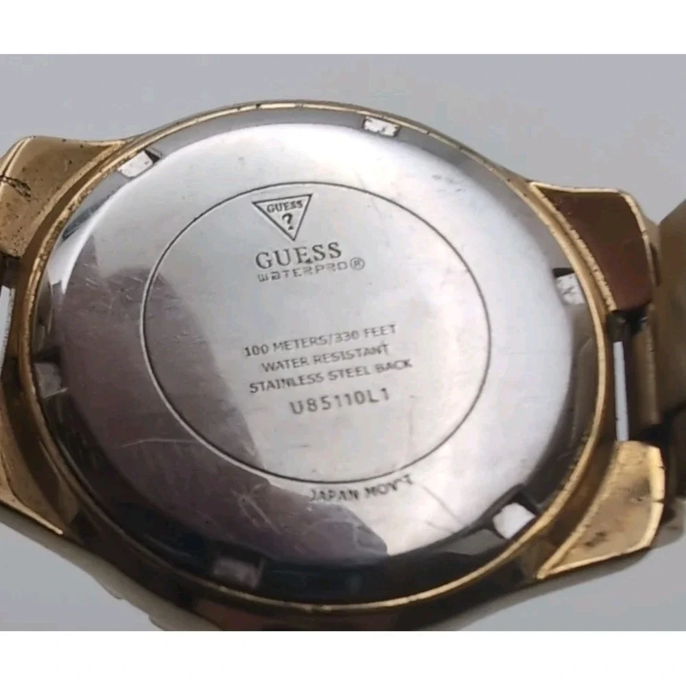 Guess Women's UB5110L1 Waterpro Analog/Date Watch. Gold Tone w Crystal, Works.